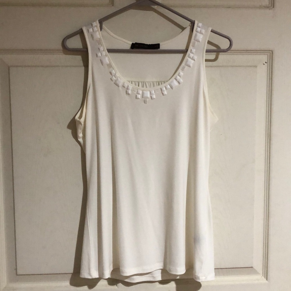 Embellished tank